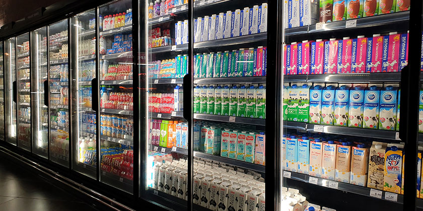 The Benefits of a Commercial Display Fridge